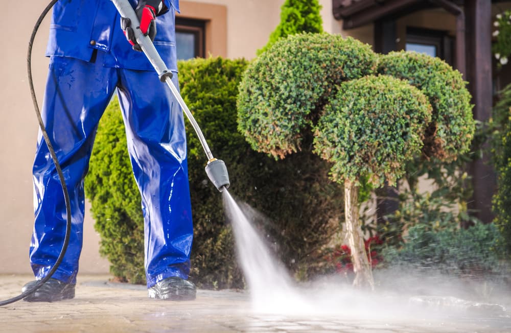 How to Mix Bleach for Pressure Washing Safely and Effectively