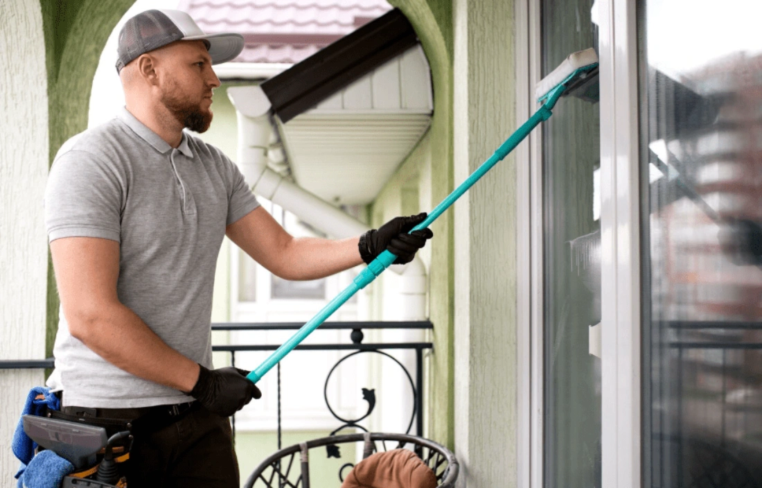 How Do You Pressure Wash a Screen: A Comprehensive Tutorial